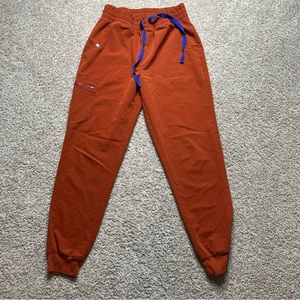 FIGS High Waisted Zamora Jogger Scrub